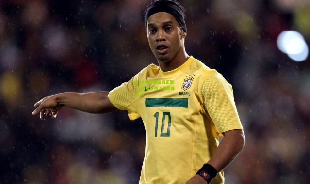 NBA季后赛激战正酣 东西部豪强上演巅峰对决